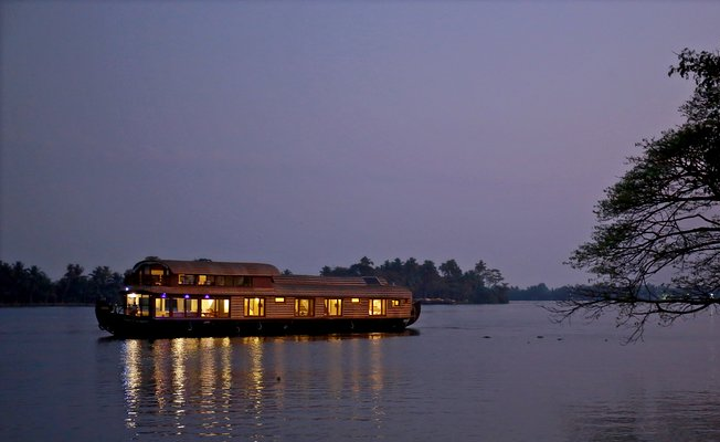 Kerala Honeymoons|Green Hope Tourism